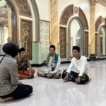 Bhabinkamtibmas Lombok Barat Sapa Warga Beroro, Jaga Kondusifitas Ramadan