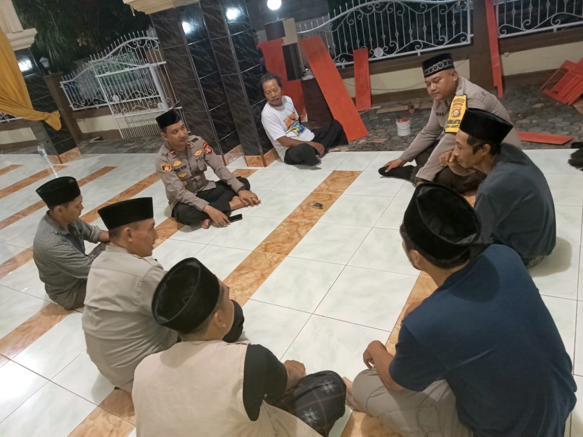 Jaga Ramadan Damai: Kapolsek Lembar Ajak Masyarakat Bersatu