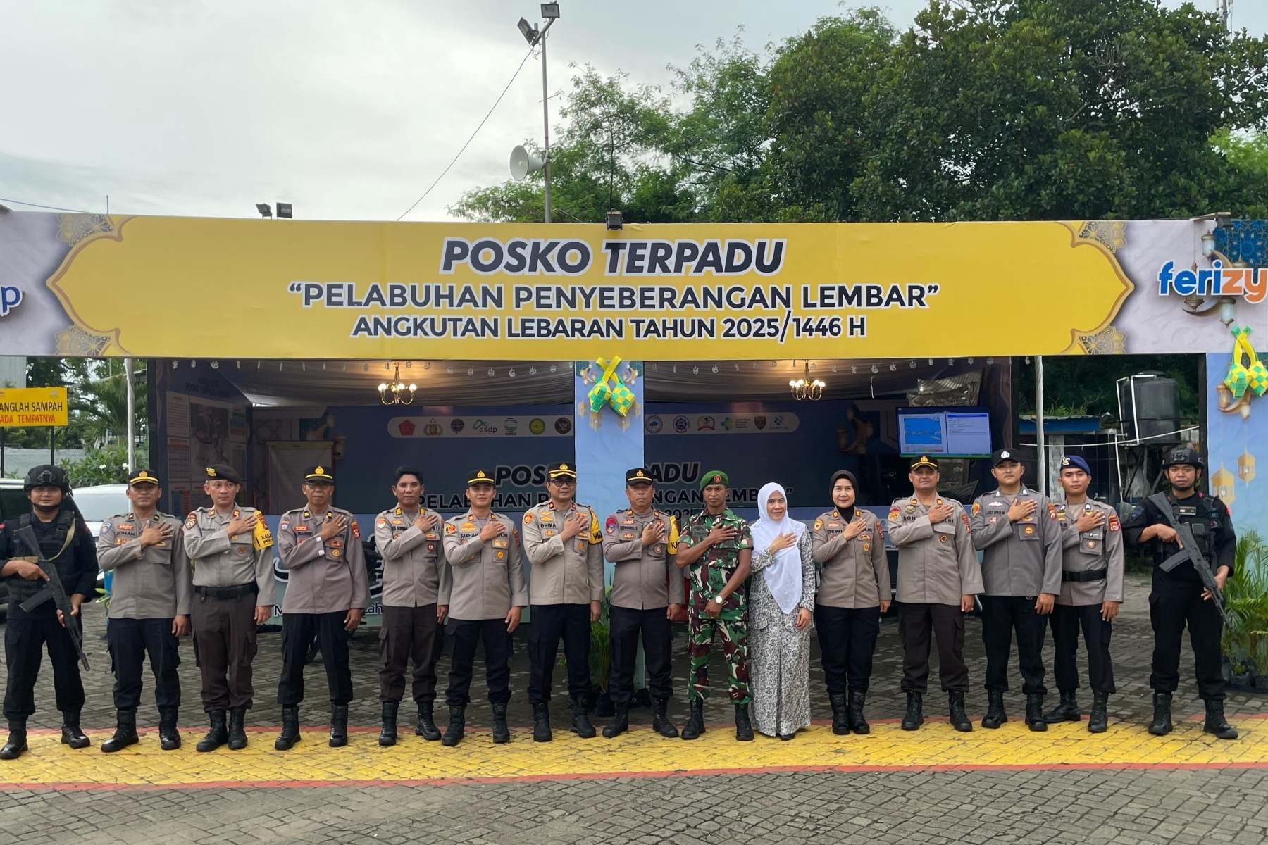 Pantau Arus Mudik, Waka Polres Lombok Barat Sambangi Posko Lembar
