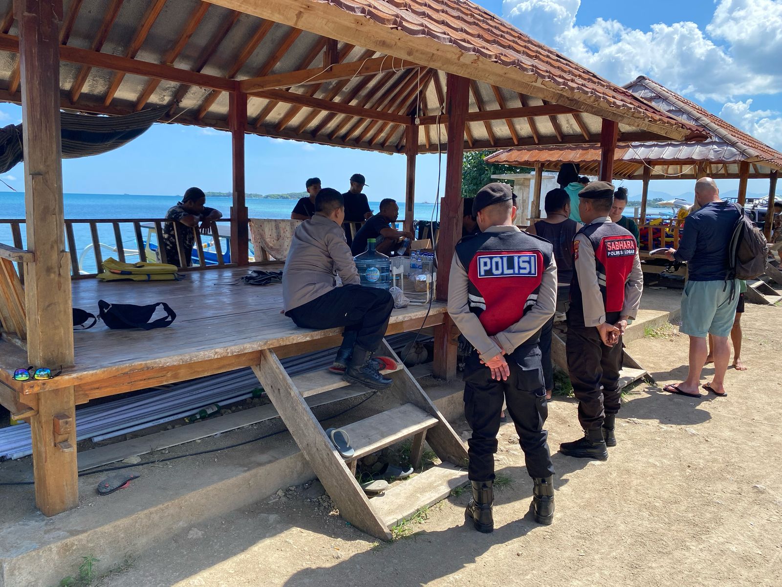 Keamanan Wisata Lombok Barat Ditingkatkan dengan Patroli Rutin Polsek Sekotong