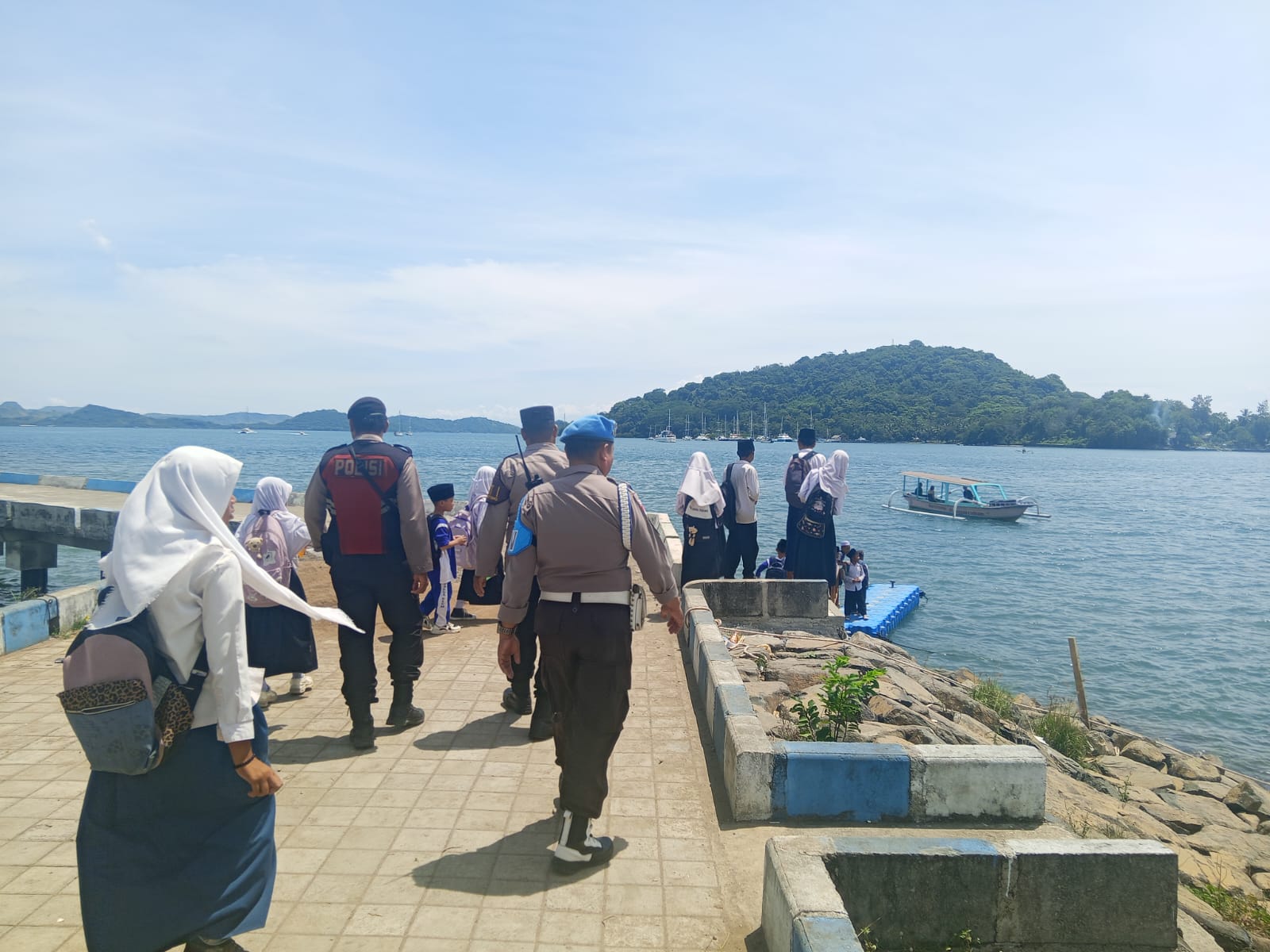 Upaya Polsek Sekotong Ciptakan Keamanan Lewat Patroli Rutin di Kawasan Wisata