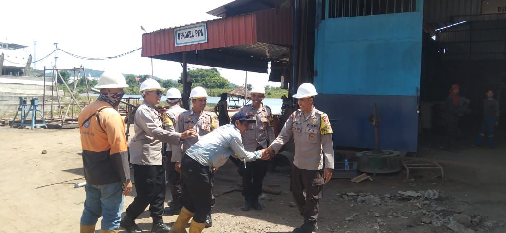 Patroli Dialogis Polsek Lembar: Upaya Polri Ciptakan Kondusifitas Menjelang May Day