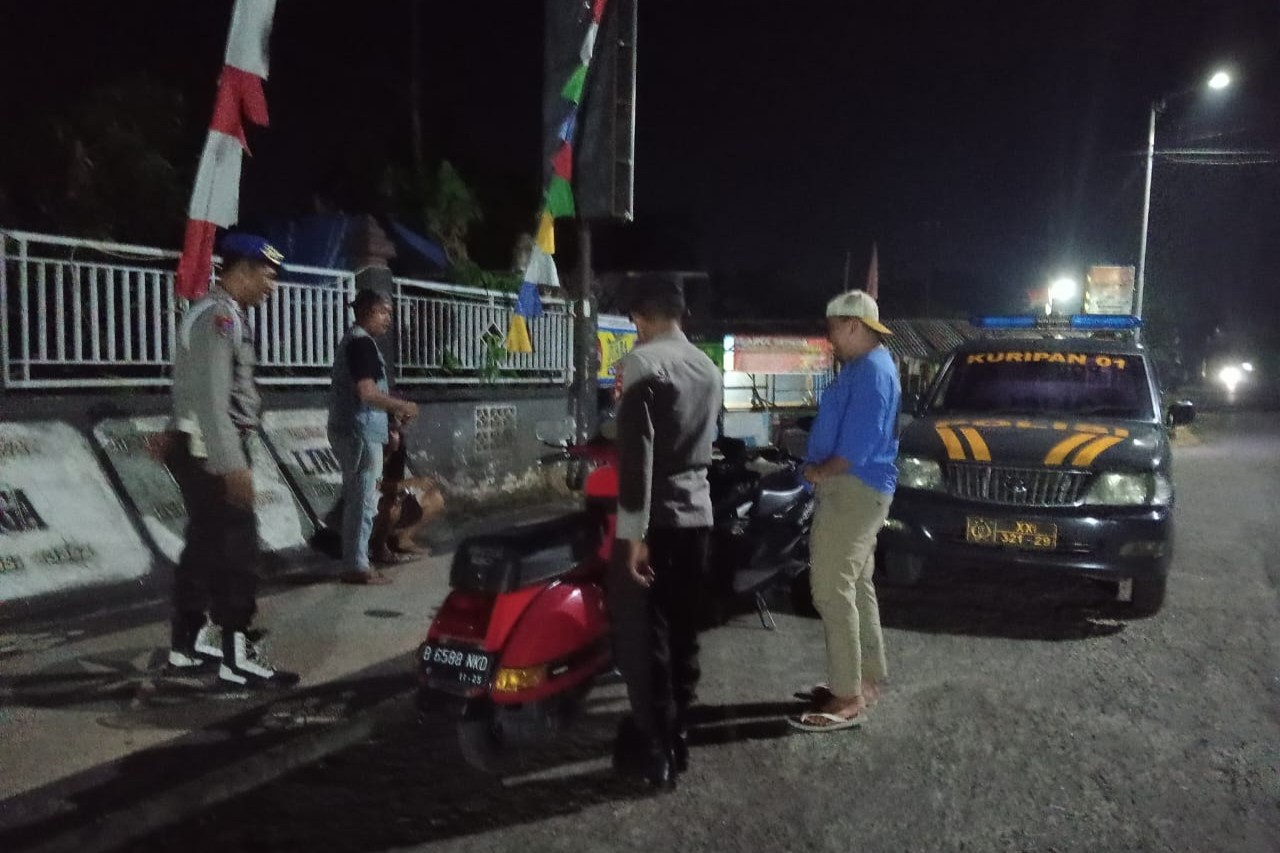 Sinergi Polri dan Masyarakat dalam Patroli Rutin di Desa Jagaraga