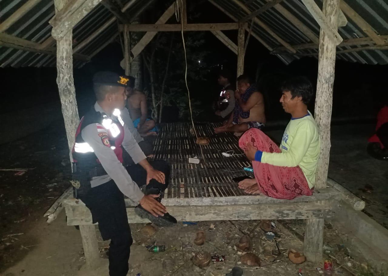Polsek Sekotong Perkuat Kamtibmas Lewat Patroli Tokoh Masyarakat