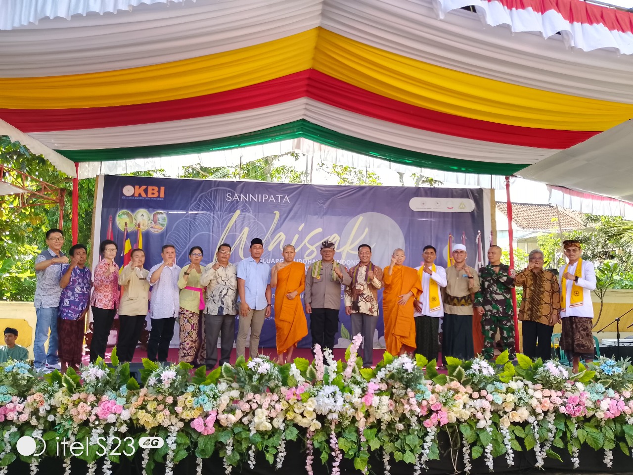 Waisak 2025 Berlangsung Khidmat di Lombok Barat, Aman Terkendali