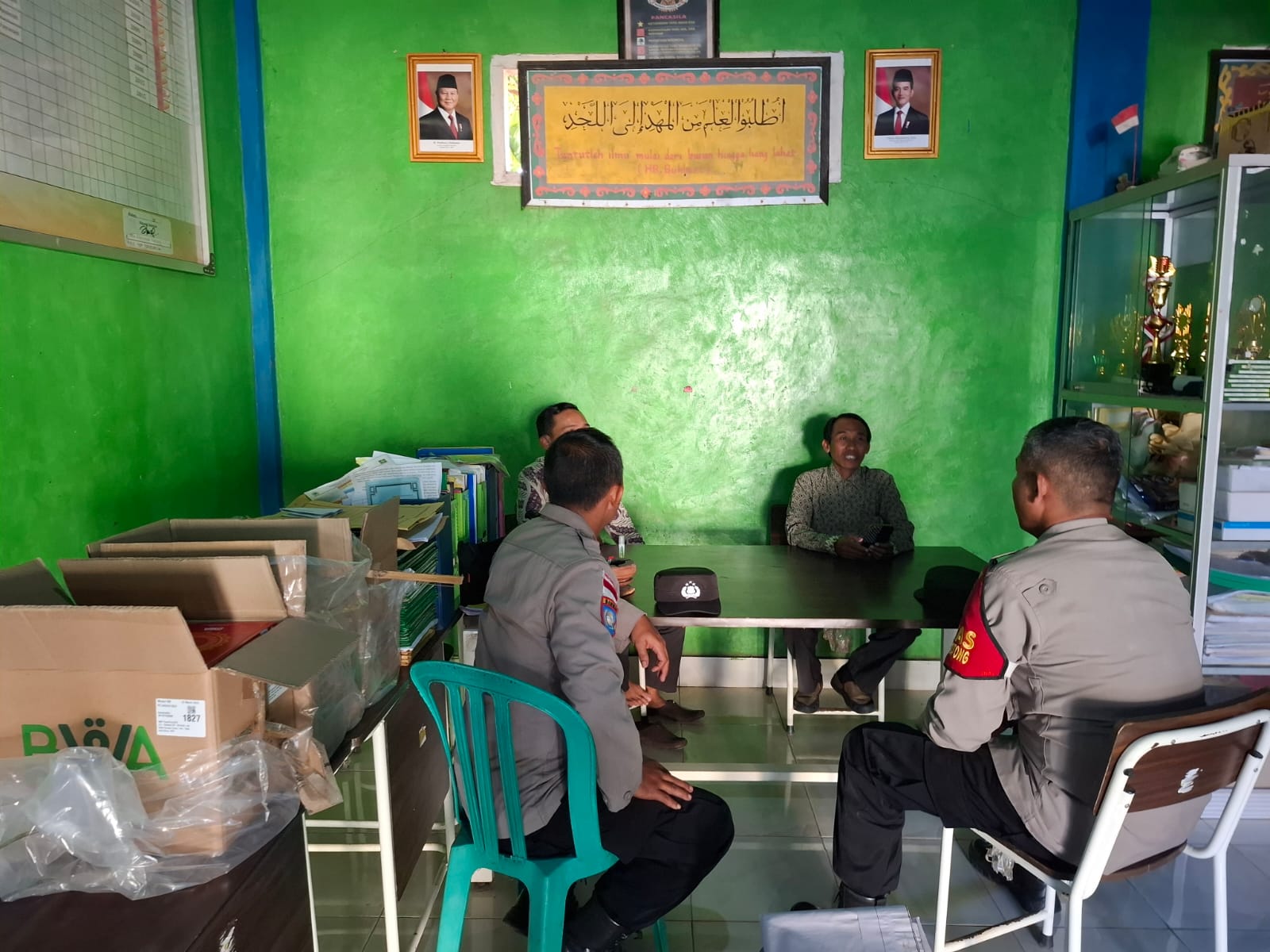 Kolaborasi Polsek dan Pesantren: Bangun Karakter Santri Sejak Dini