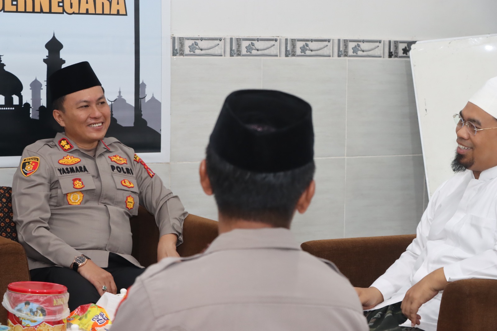 Kapolres Baru Lombok Barat Kunjungi FKUB dan Pimpinan Ponpes Nurul Madinah