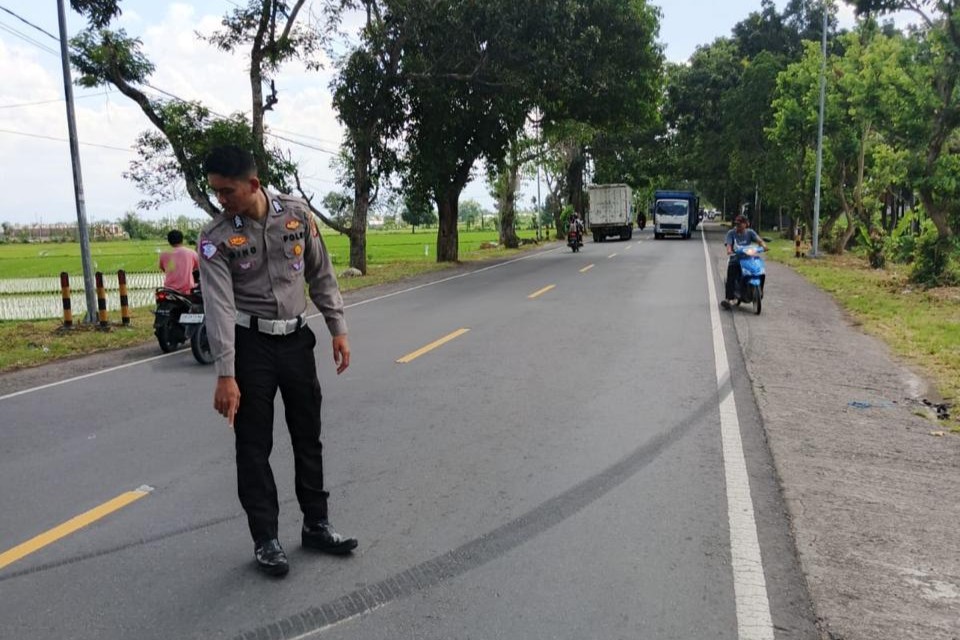 Kecelakaan Pick Up di Gerung Lombok Barat, Seorang Anak Tewas dan Puluhan Terluka