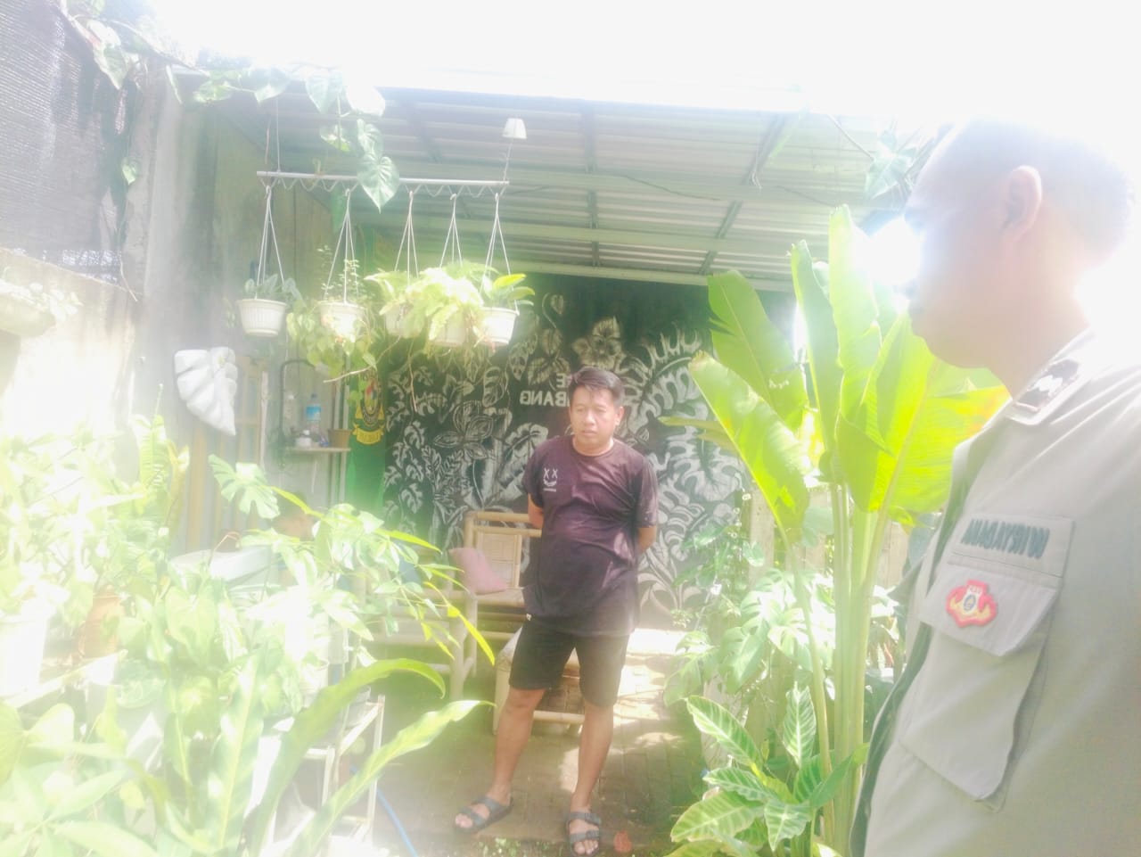 Bhabinkamtibmas Labuapi Gandeng Petani Tingkatkan Ketahanan Pangan dan Jaga Kamtibmas