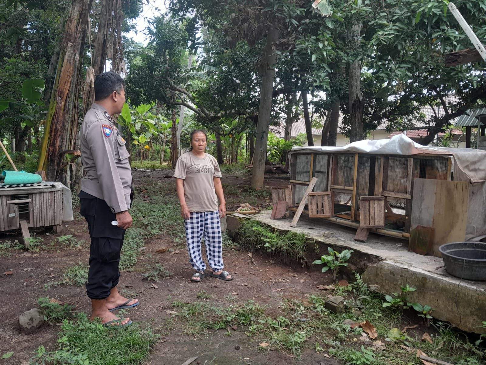 Dukung Program Pangan, Bhabinkamtibmas Aktif Edukasi Petani Senggigi