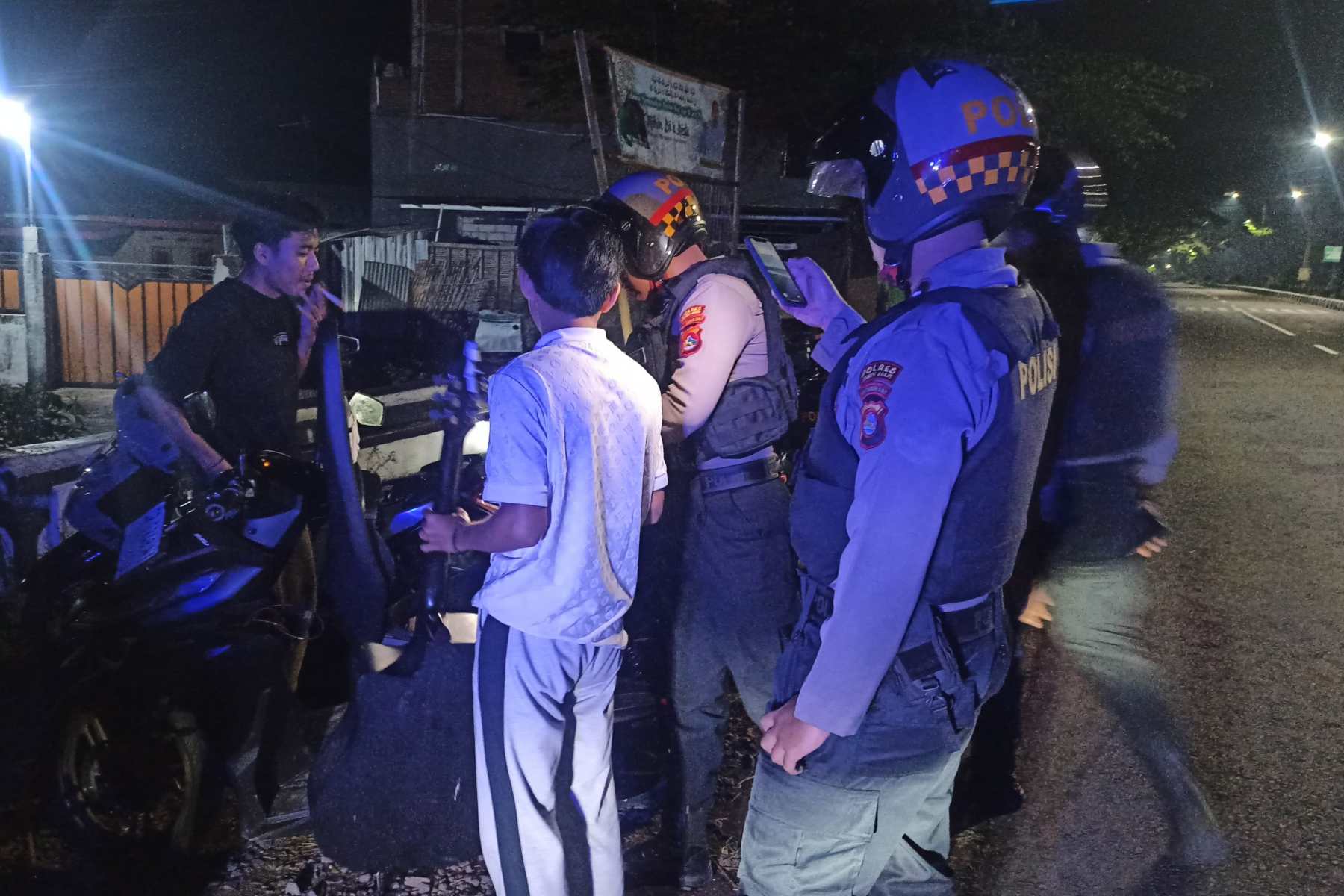 Patroli Perintis Presisi Polres Lombok Barat Amankan Malam Hari, Tekan Potensi Kejahatan 3C