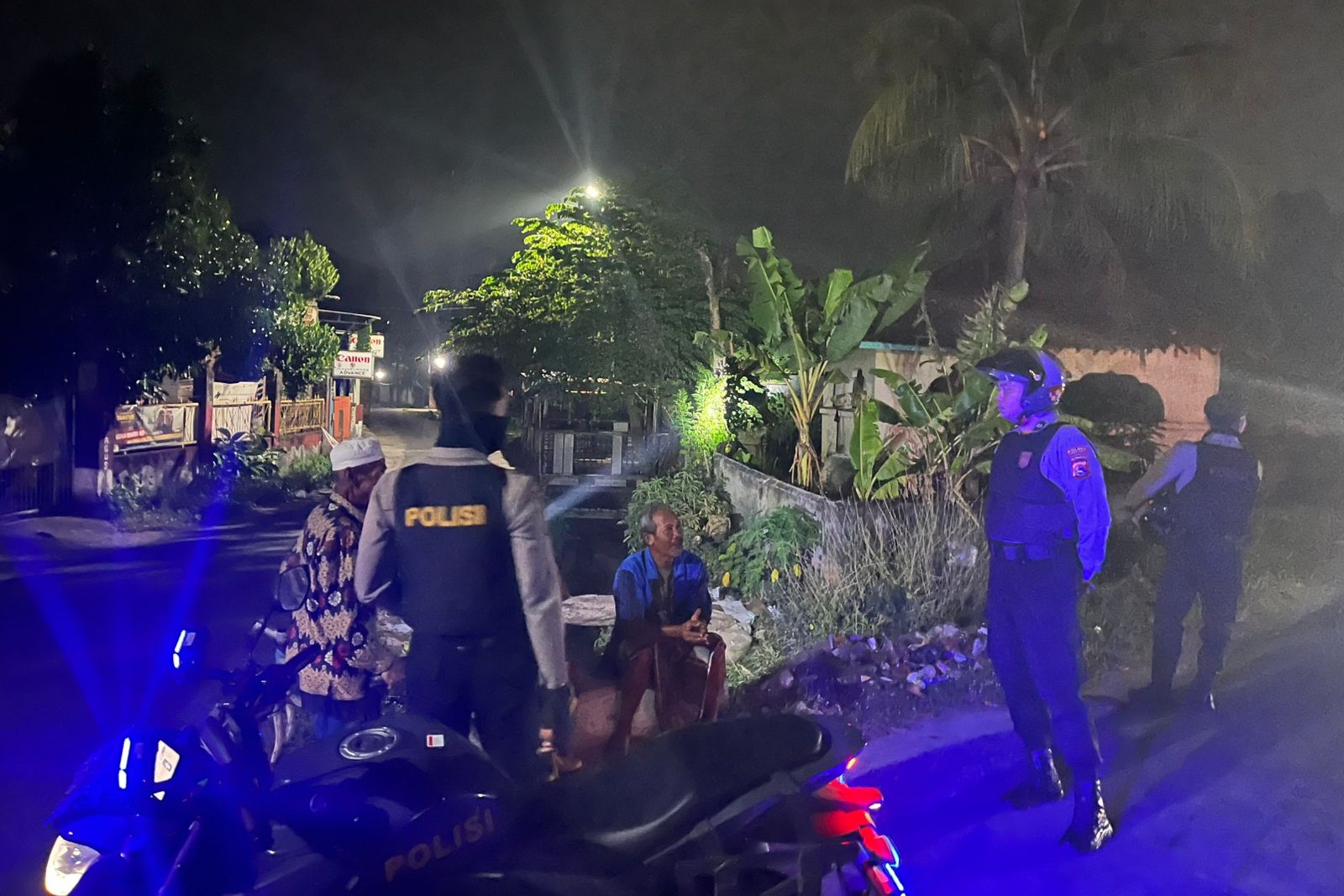 Patroli Malam Intensif Polres Lombok Barat Amankan Kecamatan Kuripan dari 3C dan Balap Liar