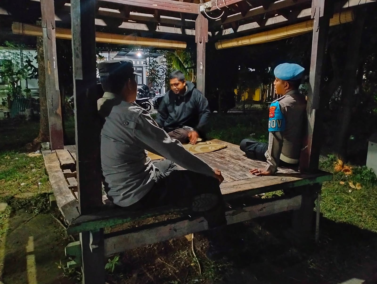 Kedekatan Polisi dan Masyarakat di Desa Rumak, Kunci Keamanan Berkelanjutan