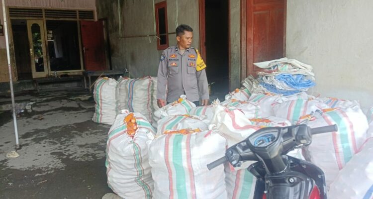 Sinergi Polri–Petani di Beleka: Kualitas Jagung Dijaga Ketat untuk BULOG