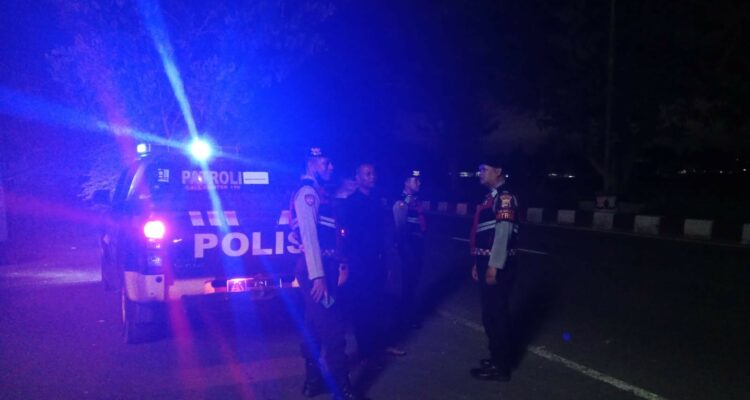 Jamin Keamanan, Polisi Sisir Jalur Rawan Kejahatan di Lombok Barat